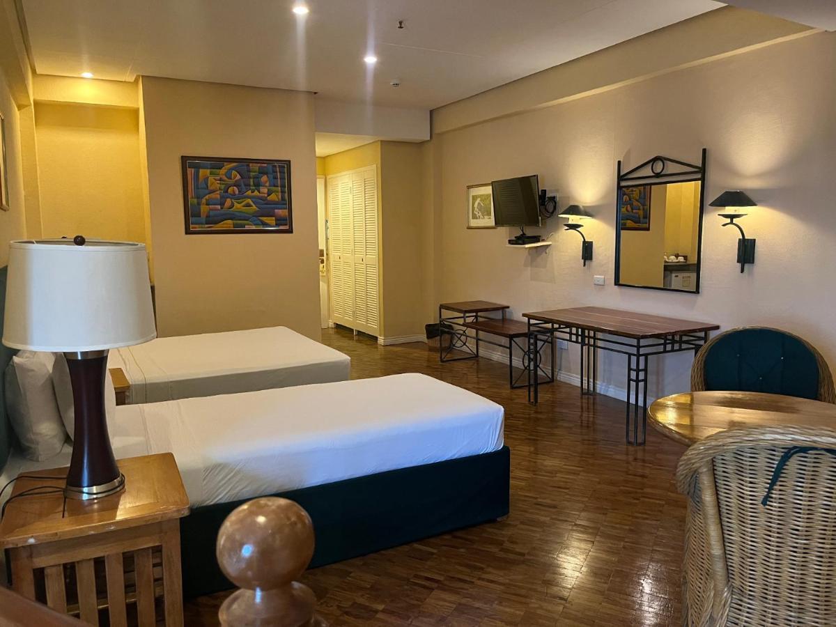 Coco Grande Hotel Dumaguete City Dış mekan fotoğraf