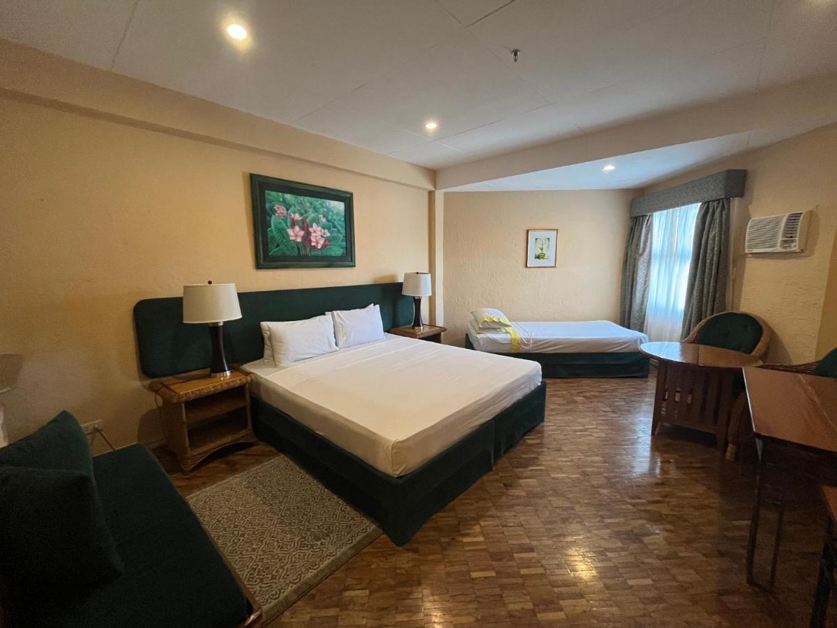 Coco Grande Hotel Dumaguete City Dış mekan fotoğraf