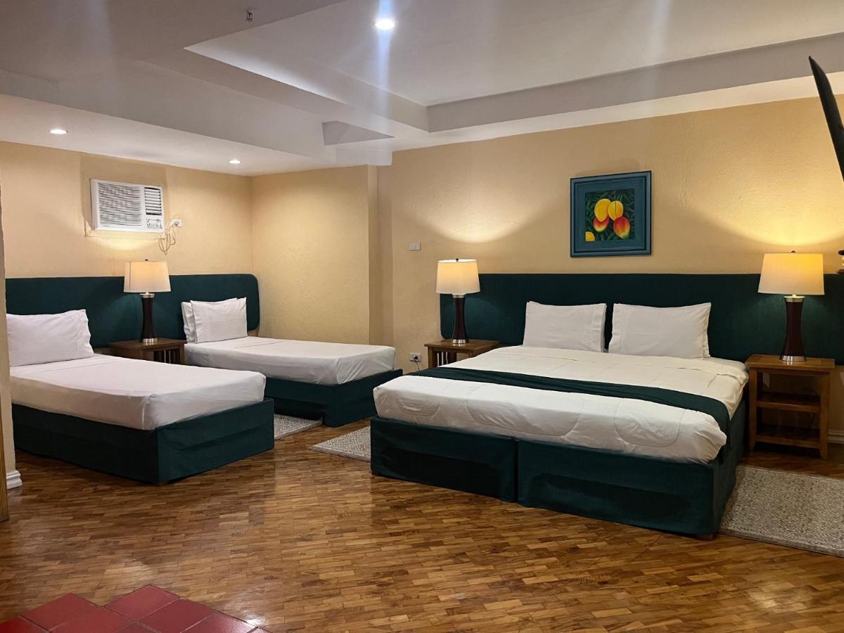 Coco Grande Hotel Dumaguete City Dış mekan fotoğraf
